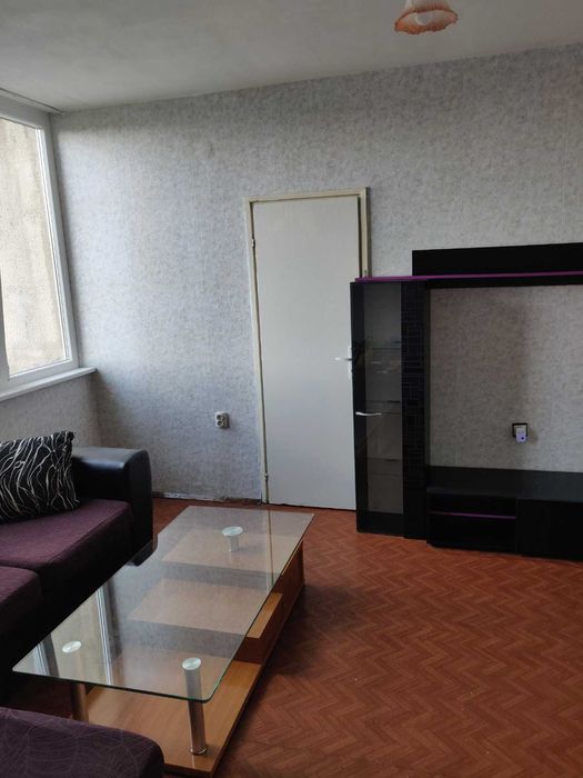 Дава се под наем Двустаен апартамент в Пловдив, Изгрев - 48 кв.м за 230 € - Снимка #2