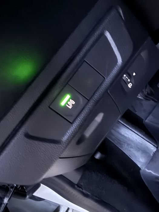 Dacia Logan GPL 2024 full 1.0tce 90cp avariat