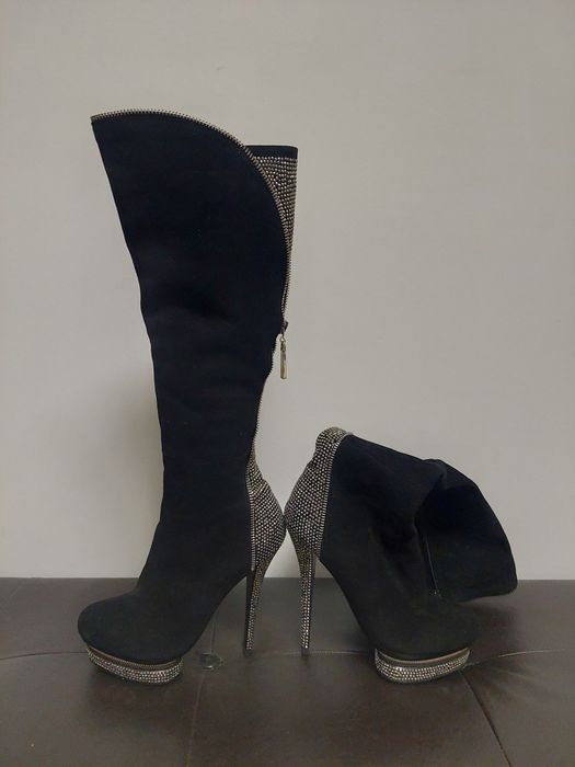 Елегантни ботуши с камъни 35 номер