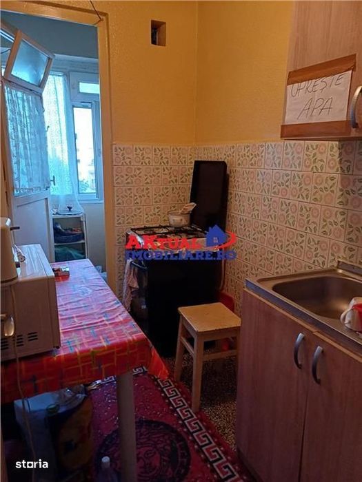 Vanzare 2camere 37mp,etaj 4 din 4 Rahova-Sos Salaj