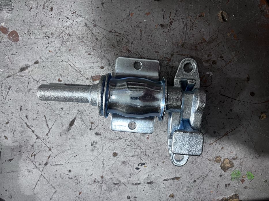 Дверной замок для грузавика