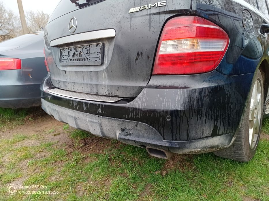 Задна броня AMG за Mercedes ML W164