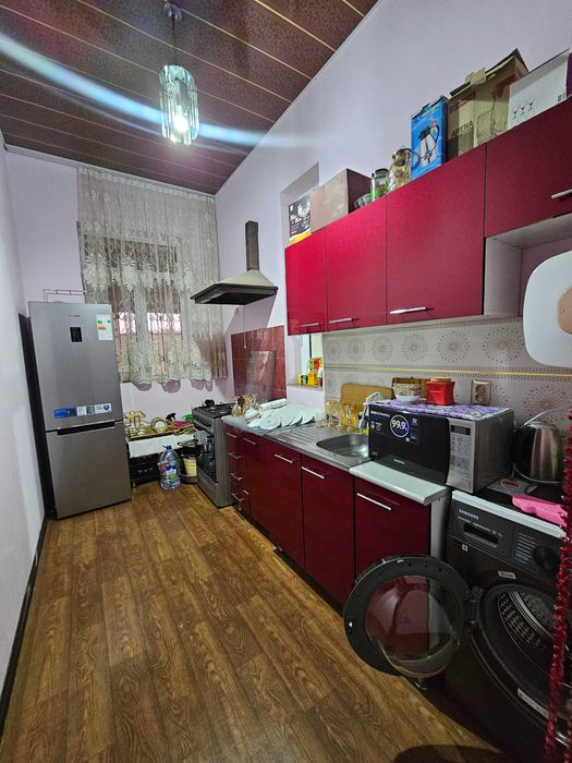 Ховли срочно сотилади