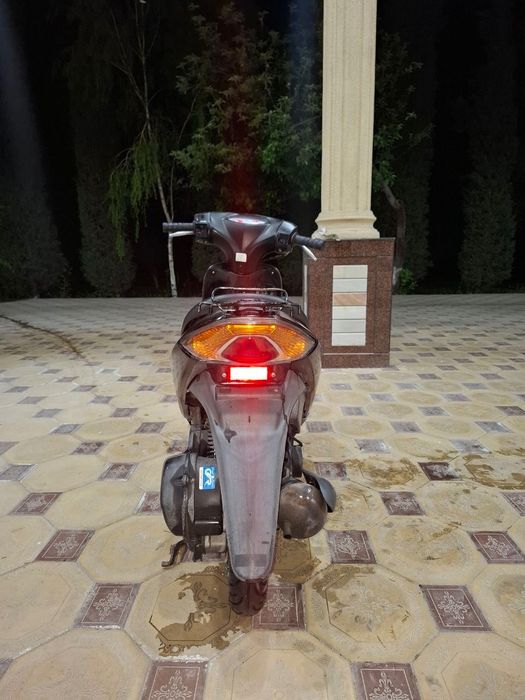 Suzuki skuter benzin