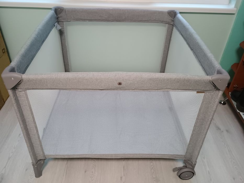 Нова детска кошара за сън и игра на две нива