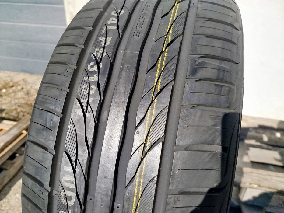 245/50/18 Кумхо ДОТ 2020 г - САМО 1 БРОЙ - Чисто Нова