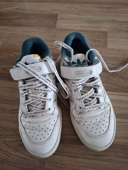 Adidas оригинални маратонки