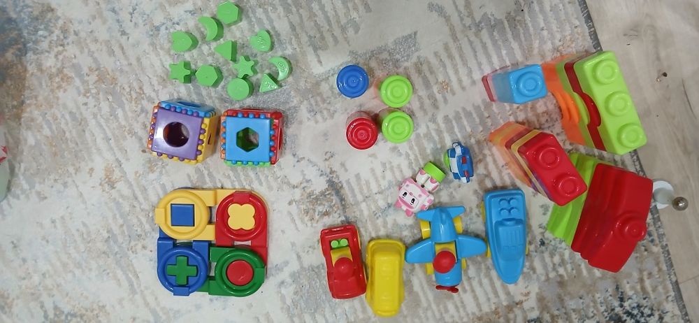 Игрушки детские развивающие