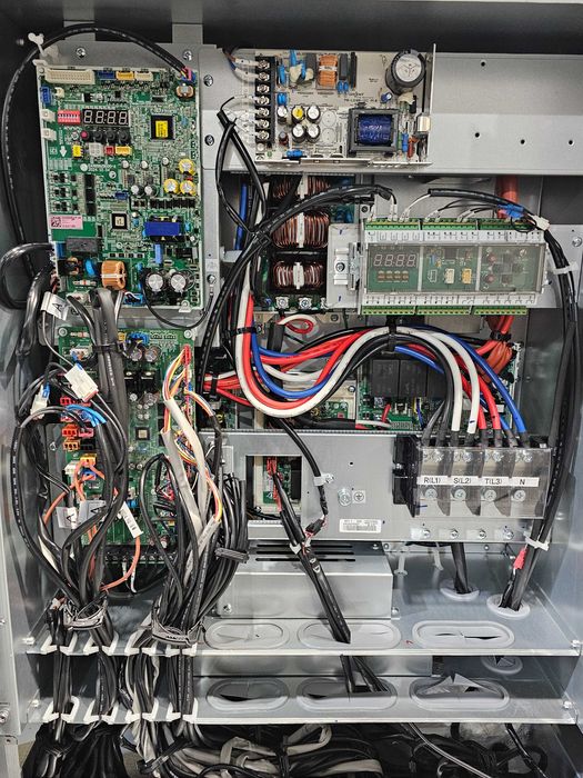 Teрмопомпа - чилър  LG KCHH020LDGC - 70 KW -  инверторна
