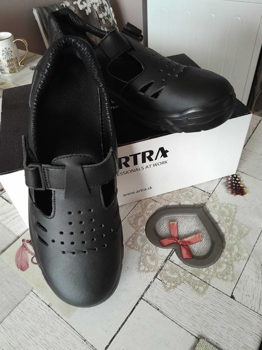 Работни обувки Artra