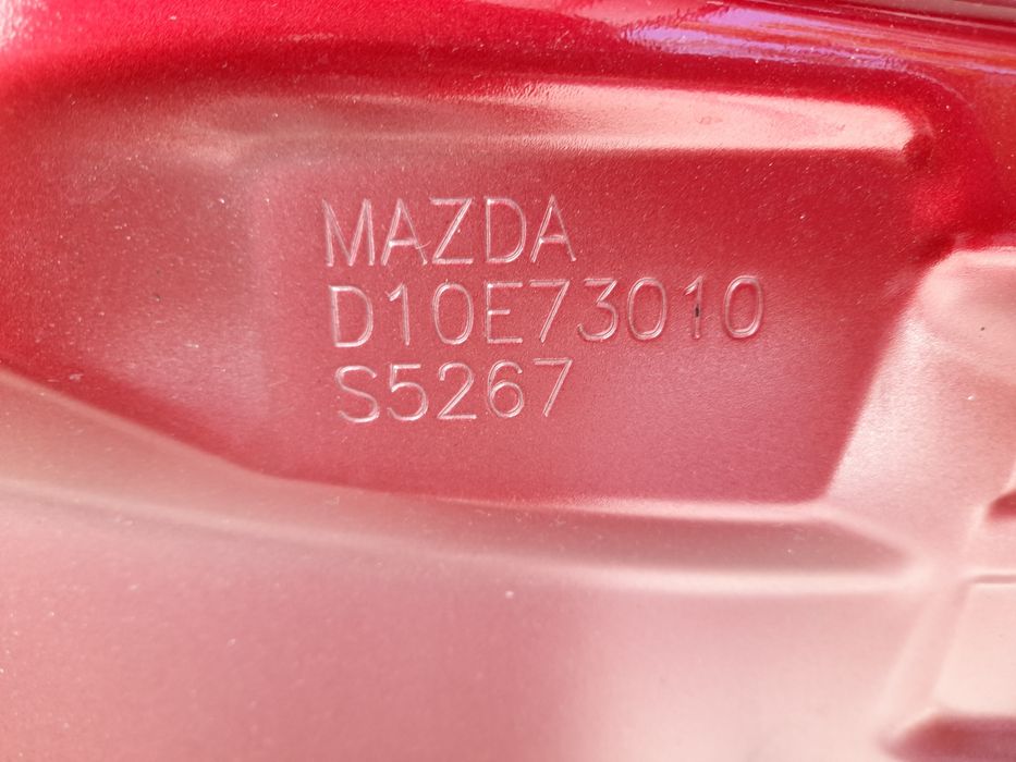 Задна лява  врата мазда цх3 Mazda CX3