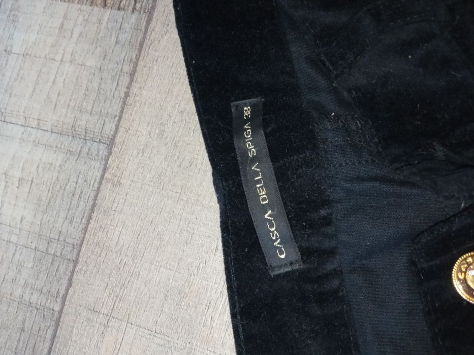 Женские брюки Италия