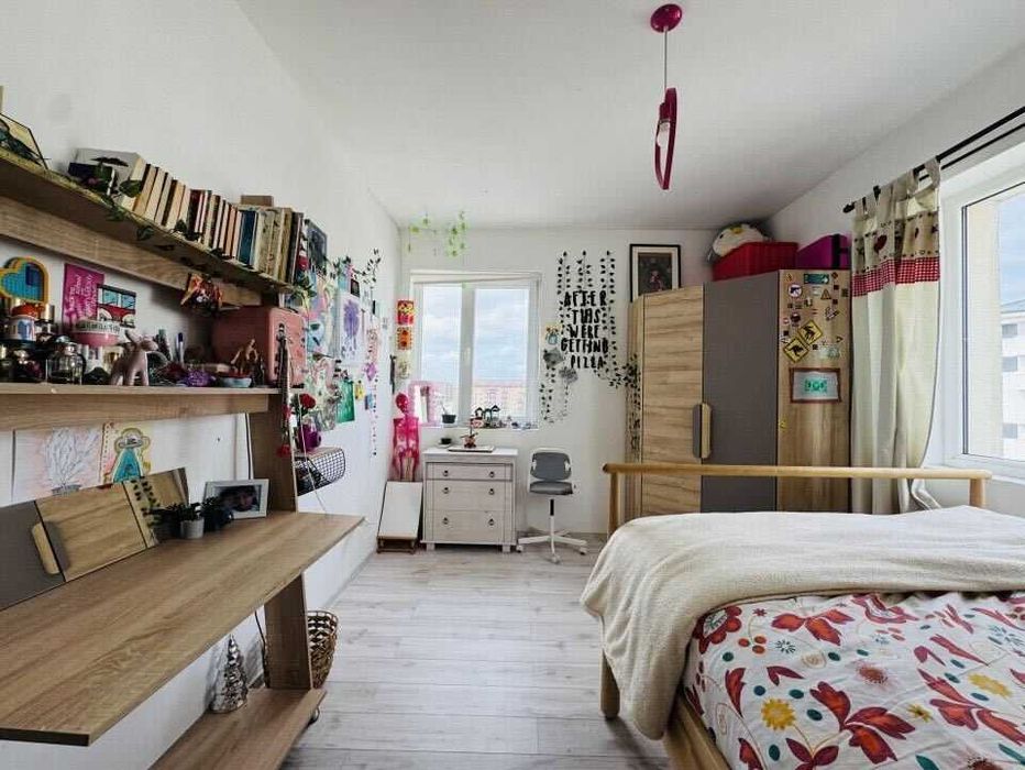 Vand apartament  mobilat, utilat  cu loc de parcare inclus