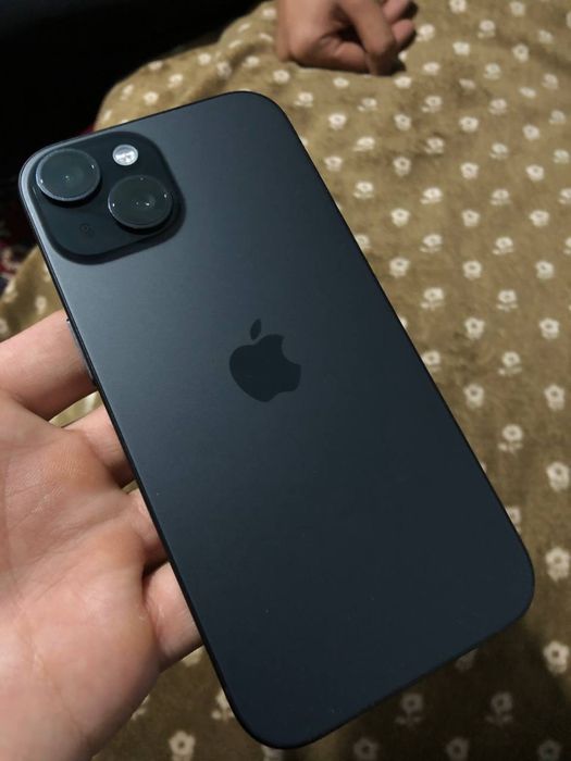 Продам iPhone 15