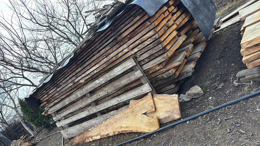 Vând dulap/scândură de Nuc/stejar/tei/salcam/frasin