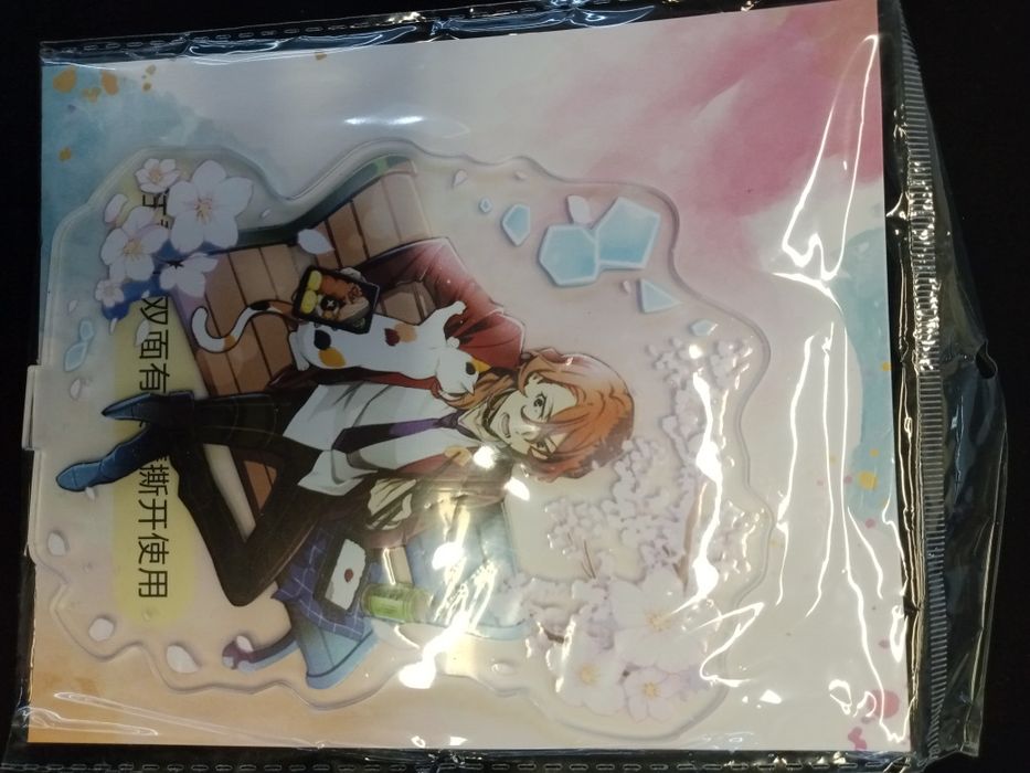 Акриловые статуетки