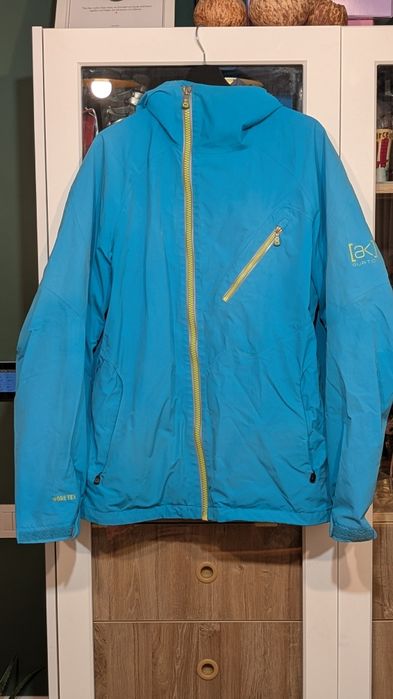 Geacă snowboard/schi Burton AK Gore‑Tex – Mărimea M/L – În stare buna