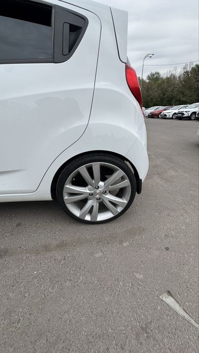 Kaptiva diska balon 215 35 r18 4/100