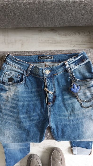 Дънки Dsquared2 нови