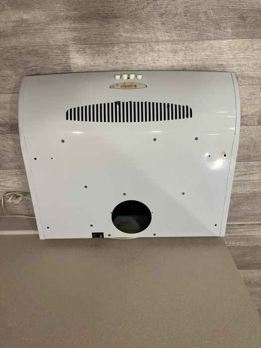 Продам хорошую вытяжку