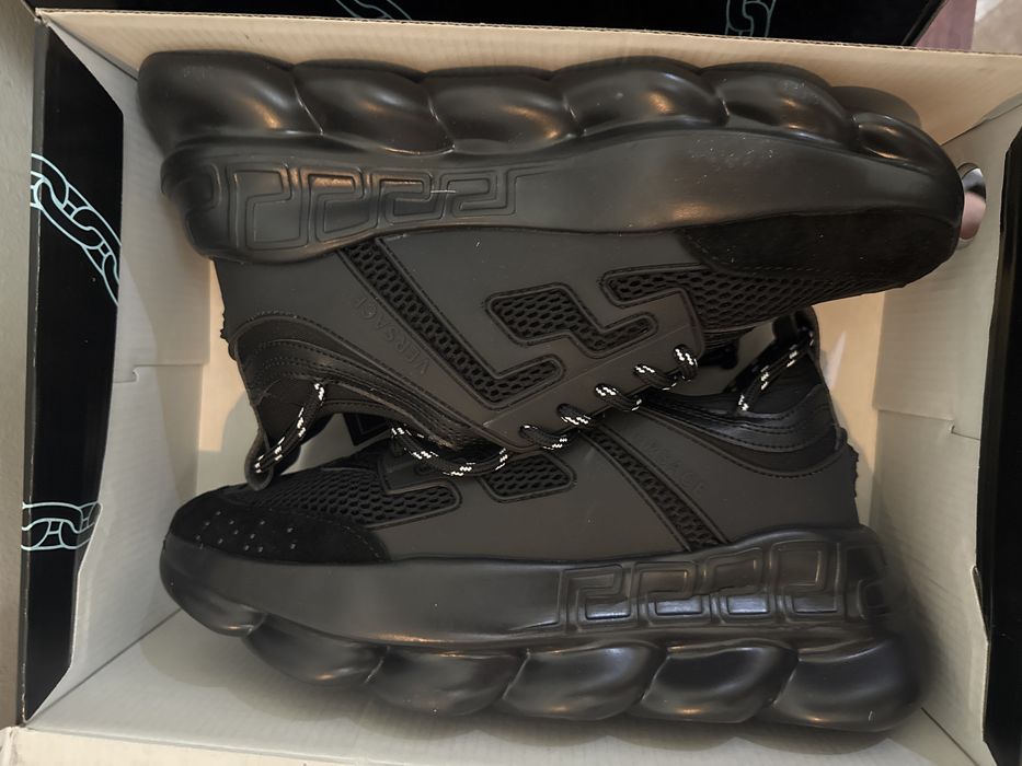 Versace Chain Reaction