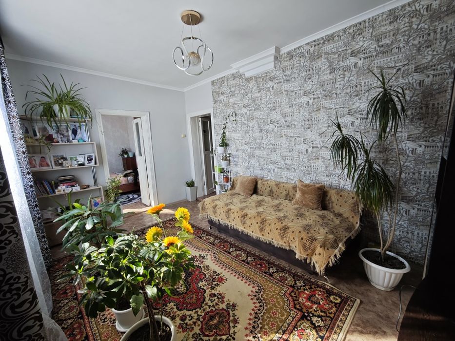 Продается часть дома с хоз двором