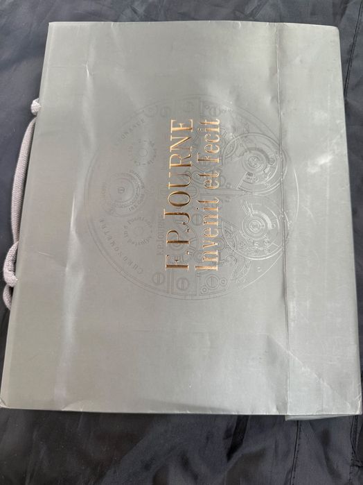 F. P Journe  ключь и Книга