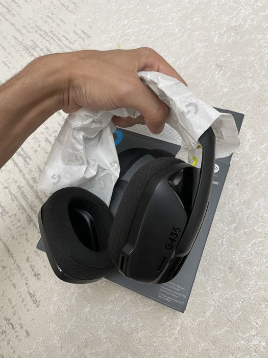 Наушники Logitech