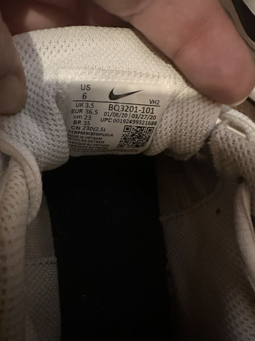 Маратонки nike номер 36,5