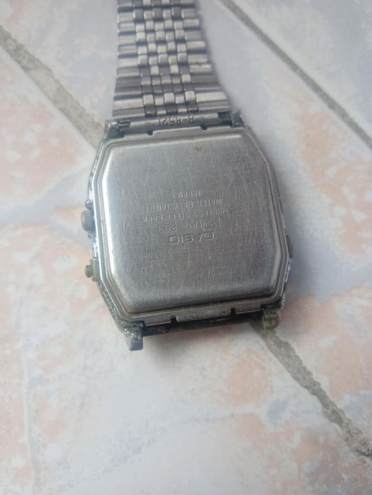Vând ceas Casio anii 80 epocă