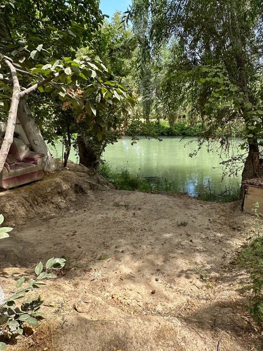 Дом на земле , участок