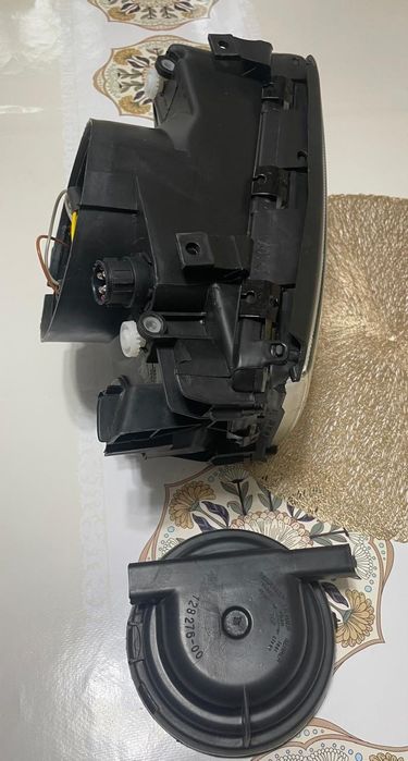 Продам фару на ауди