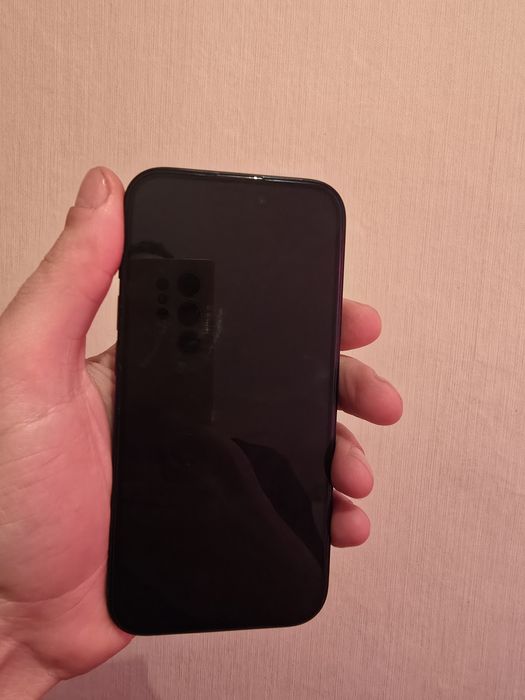 Iphone 15 в идеальном состояние
