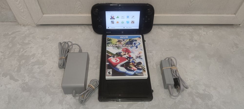 Nintendo WiiU+Mario Kart 8