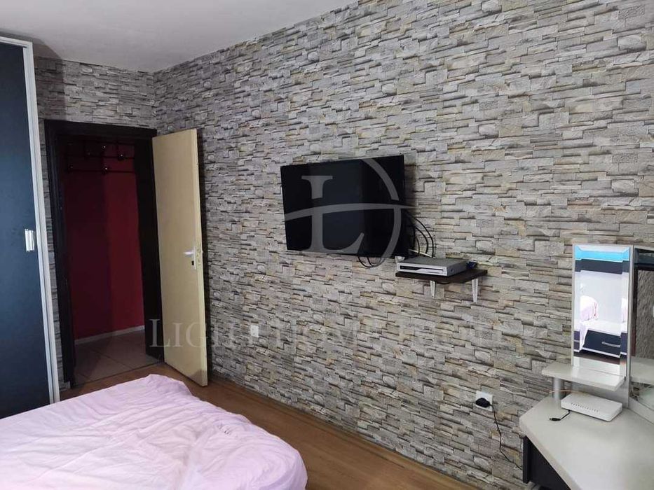 Продава се Четиристаен апартамент в Пловдив, Център - 102 кв.м за 2922 €/кв.м - Снимка #6