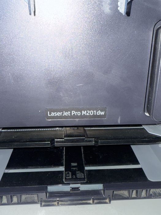 Продам принтер HP LJ pro
