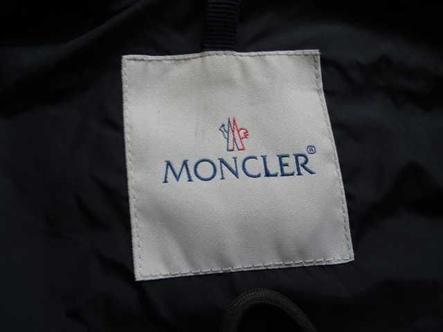 moncler детско за 10г