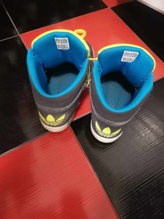 Кецове Adidas високи и топли