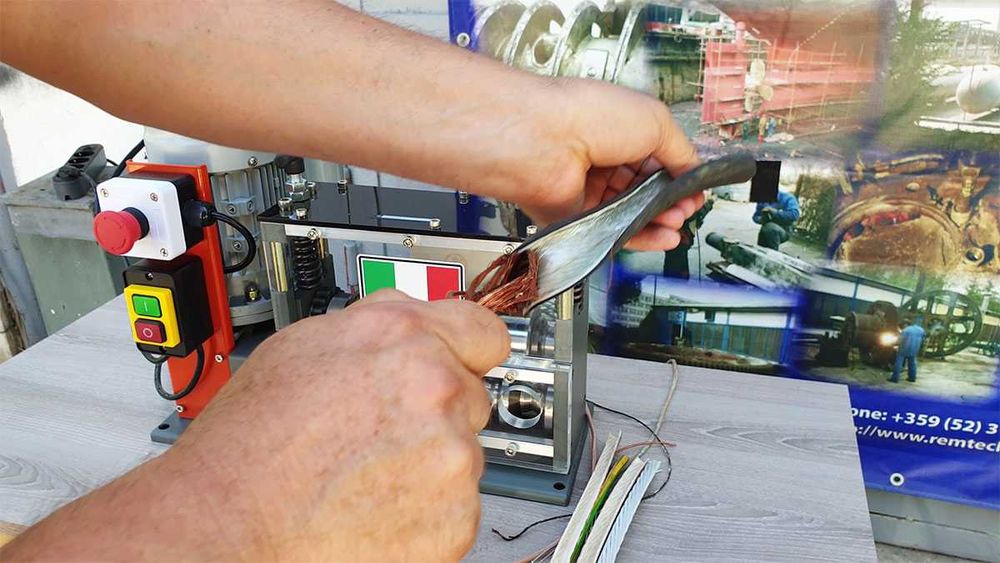 Нова Електрическа белачка за кабели до 40мм 750W. Италия. Добив на мед