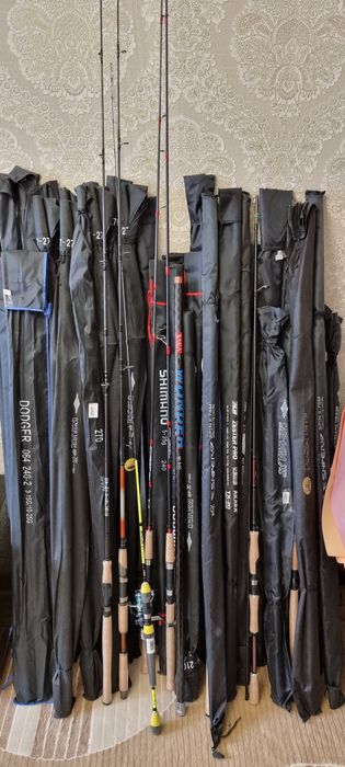 Продам карбоновый спиннинг.