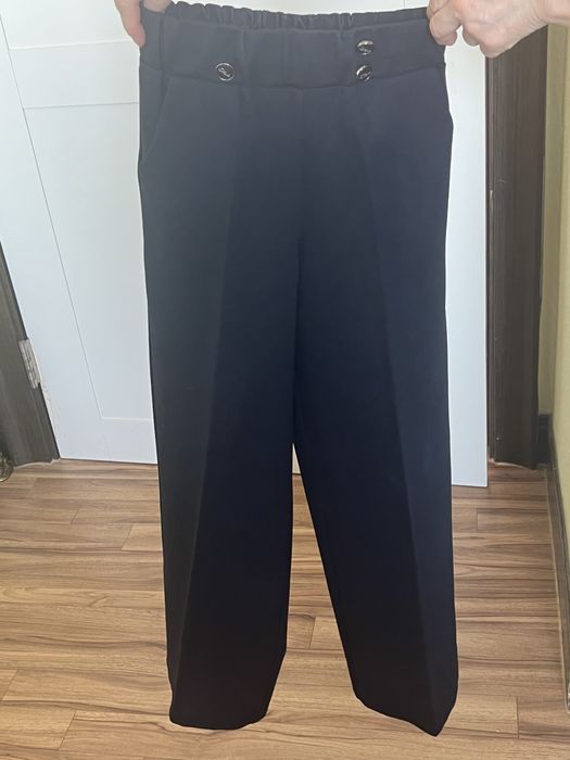 Продам брюки школьные для девочки, рост 140-146