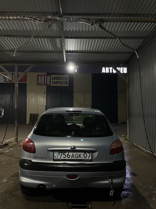 Продам Peugeot 206