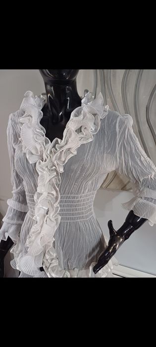 Елегантна дамска риза