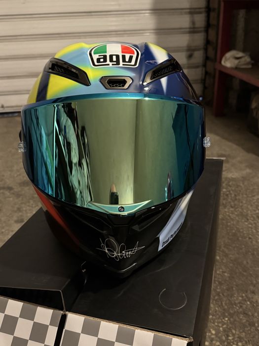 Продава каска AGV PistaGP RR SoleLuna