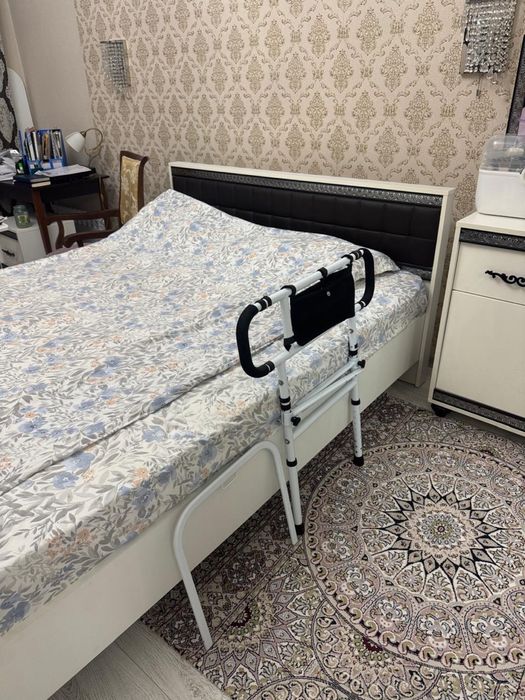 Продам Поручен зашитный прикроватный