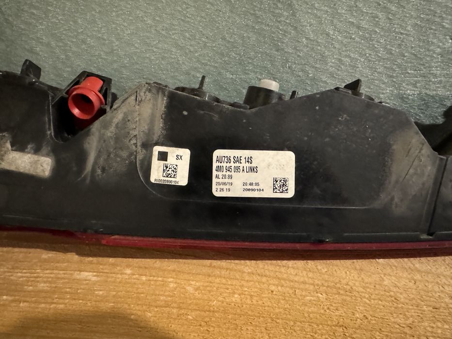 Оригинален долен ляв стоп за Audi Q7