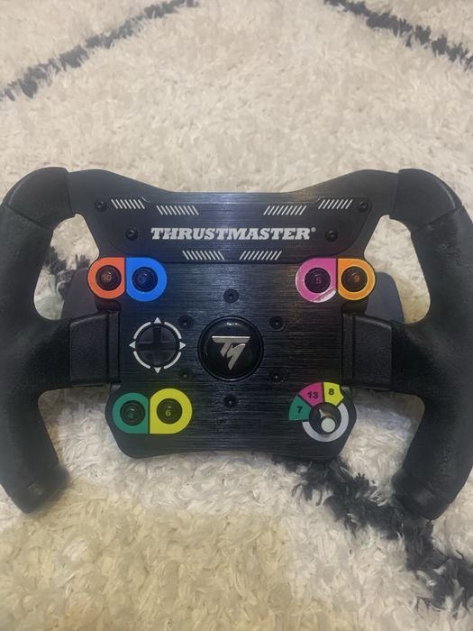 Volan simracing thrustmaster formula 1/gt3