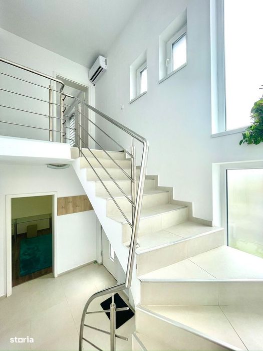 Duplex, pet friendly, cartier Iris