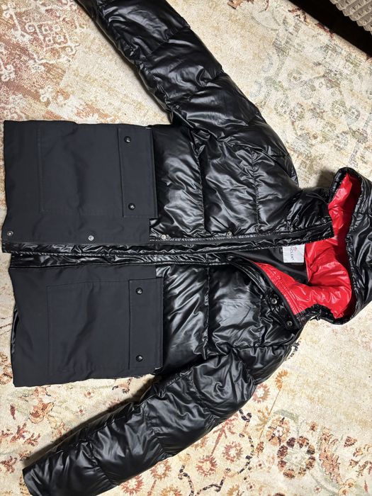 Продам куртку MONCLER