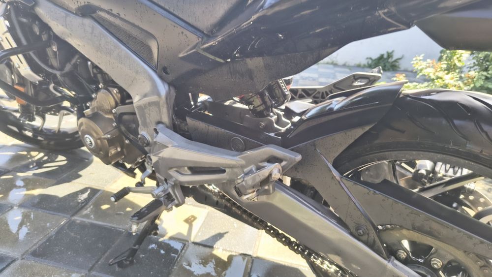 Motocicleta 6500 km , aproape noua.